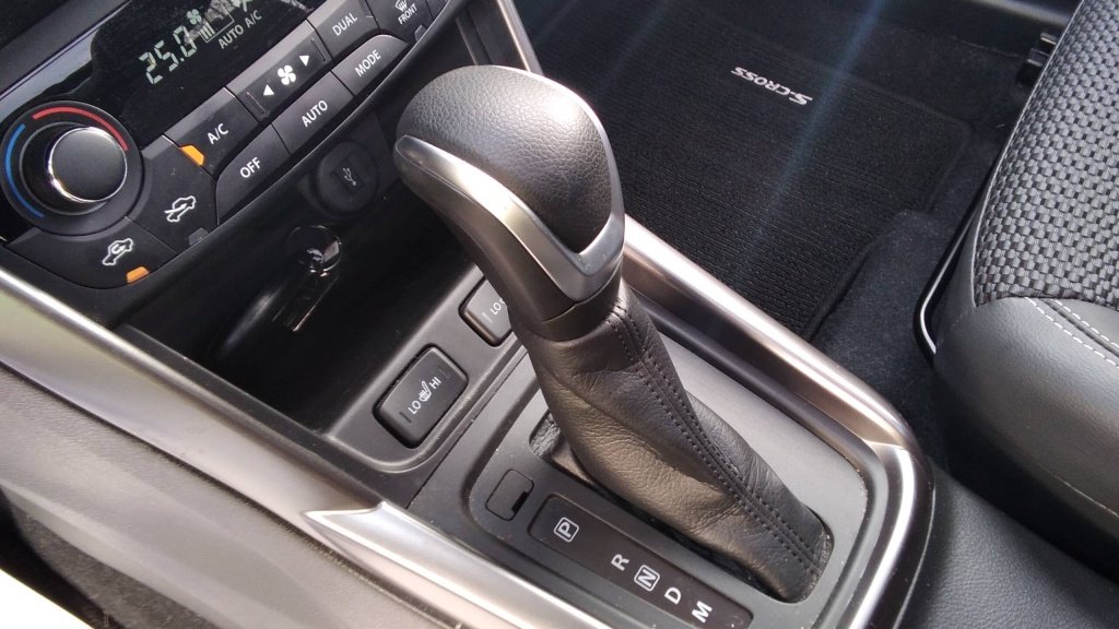 SUZUKI S-Cross – Image 18