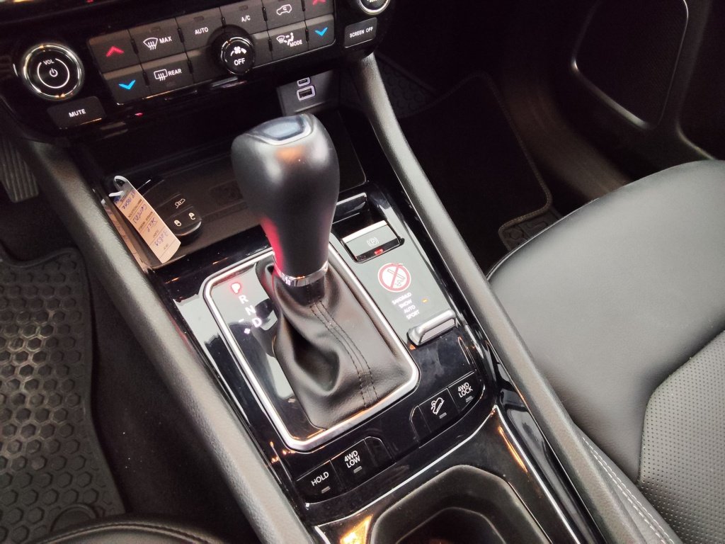 JEEP Compass – Image 14