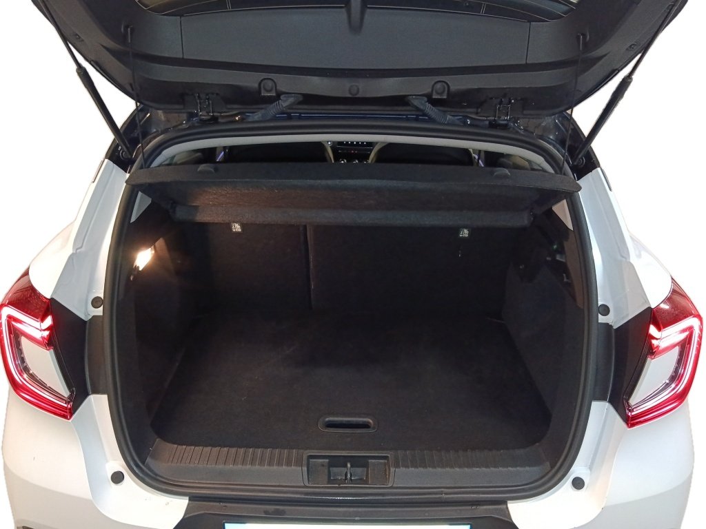 RENAULT Captur – Image 18